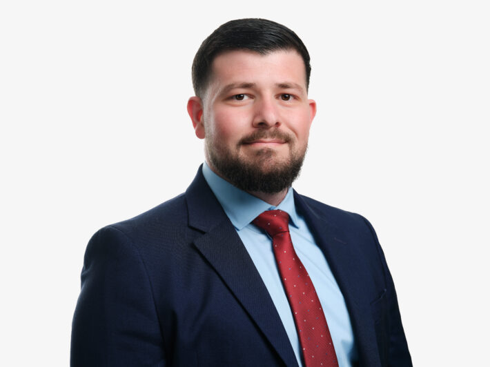 Aram Manoukian_WebSized_20260317_PSALaw_Headshots_0269